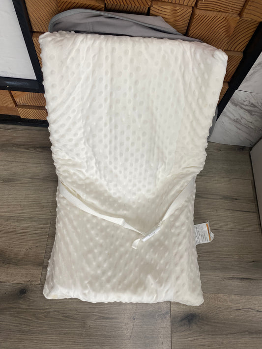 Portable changing pad