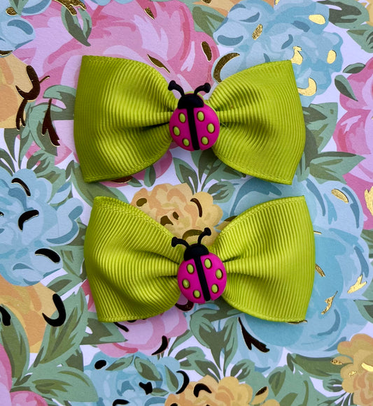 Handmade 2 Piece Lady Bug Bow