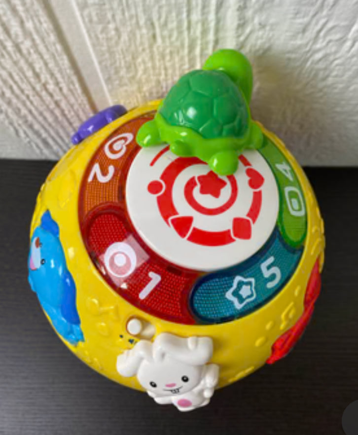 VTech Wiggle & Crawl Ball