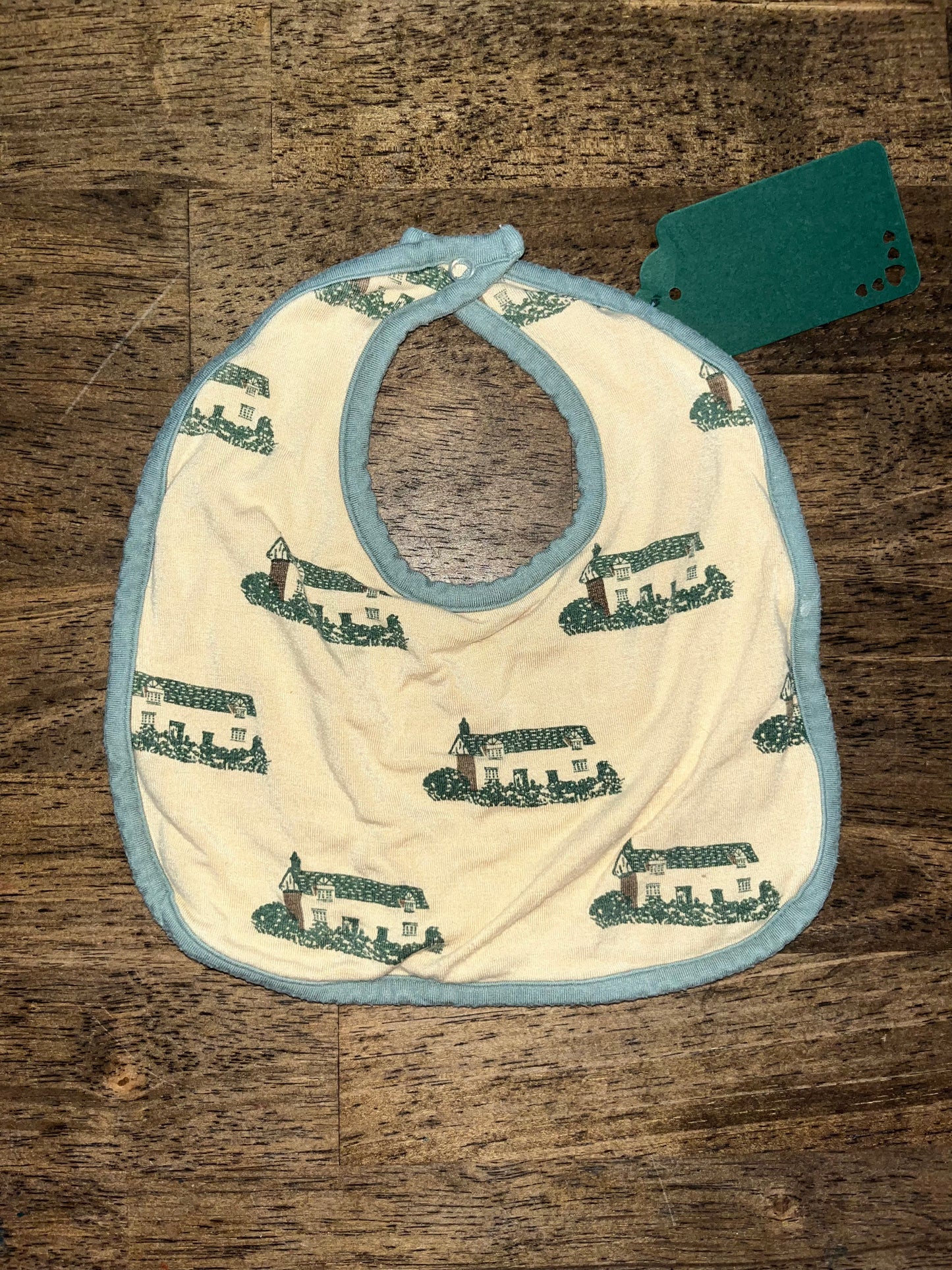 Kate Quinn Bamboo Bib