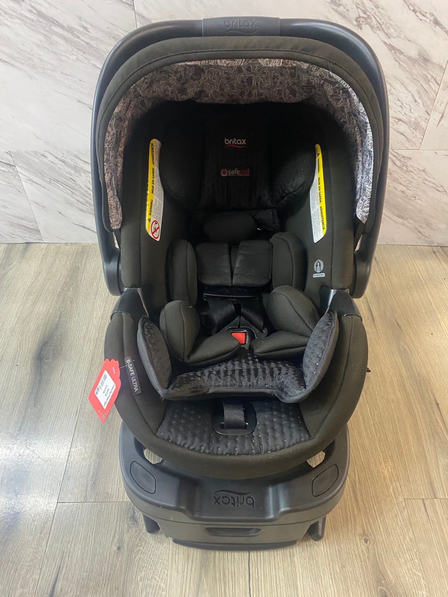 Britax B-Safe Infant Car Seat W/ Base