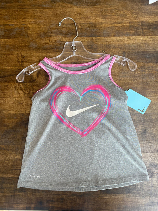 Nike 4/5 Top