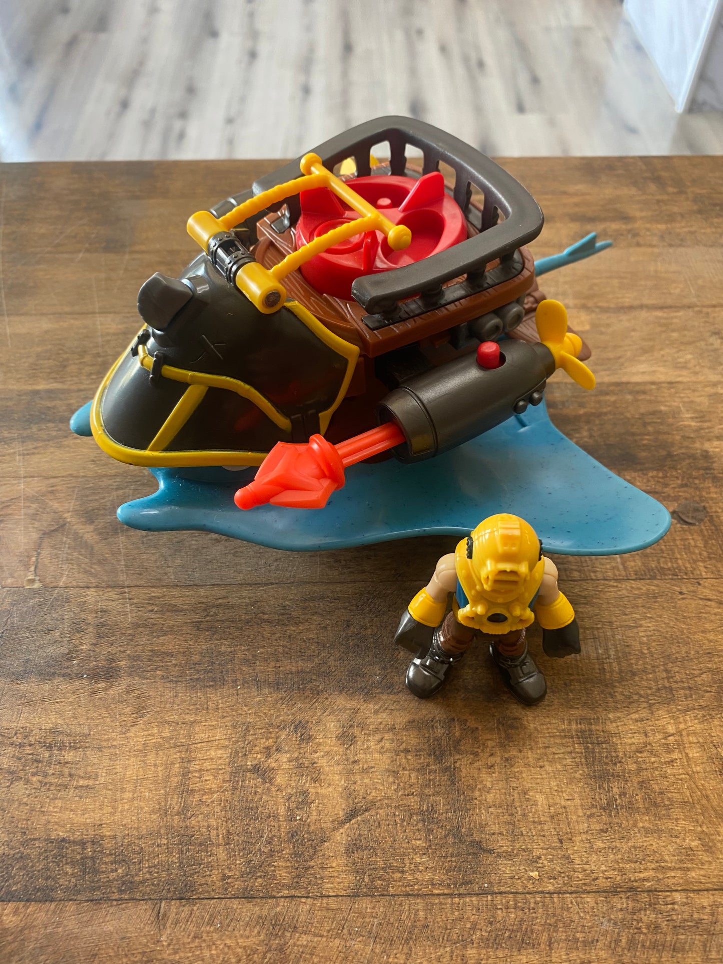 Fisher-Price Imaginext Captain Nemo & Stingray