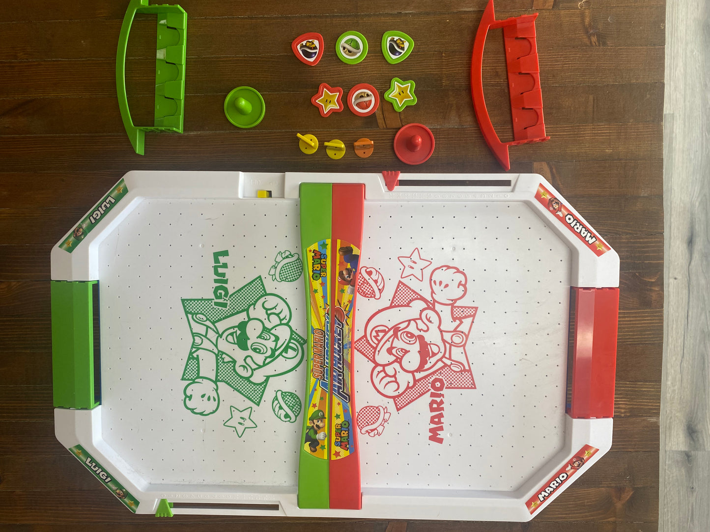 Super Mario Strike Air Hockey Attack