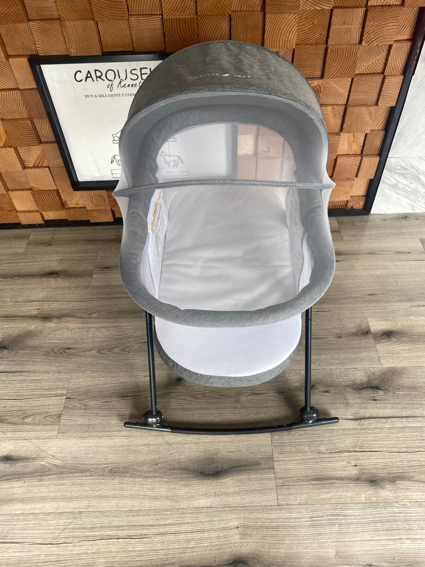 Baby Delight Slumber Deluxe Portable Rocking Bassinet