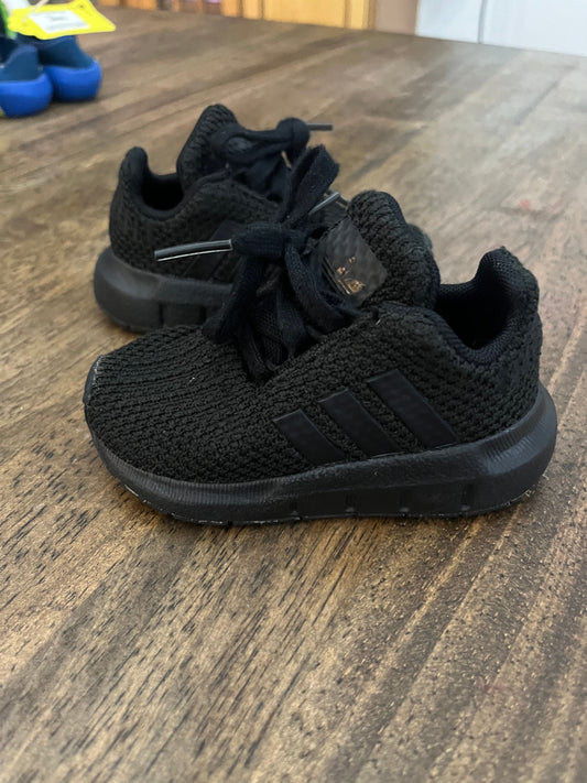 Adidas swift run athletic shoe 4K