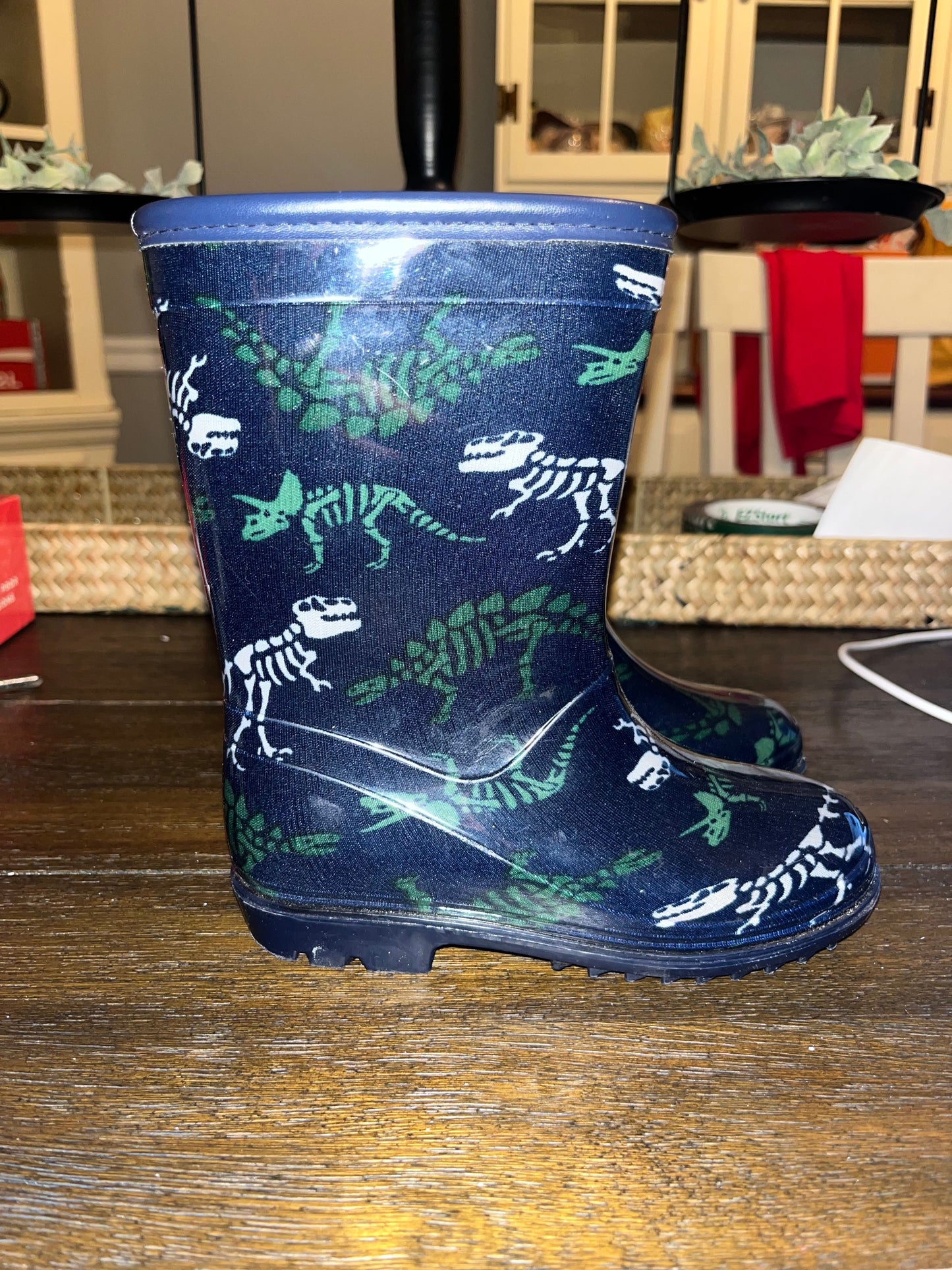 Carter's dinosaur rain boots size 10